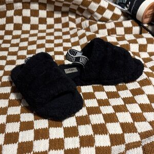 UGG Black Fluffy Slides